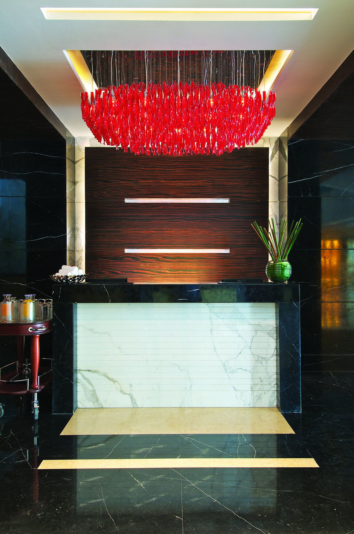 Vivanta Hyderabad, Begumpet Intérieur photo The lobby of the hotel