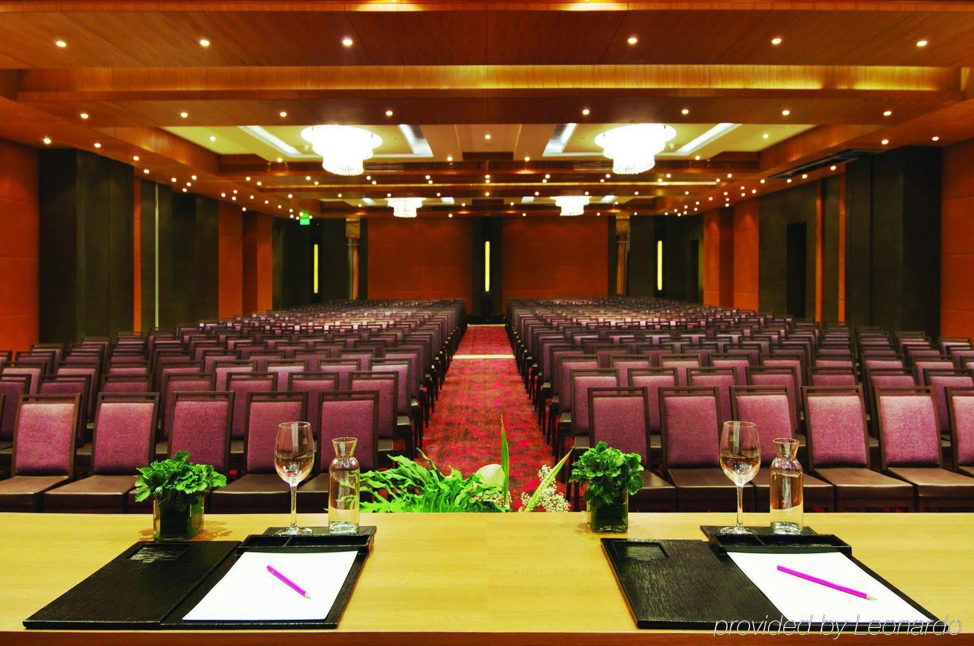 Vivanta Hyderabad, Begumpet Facilités photo The Grand Ballroom
